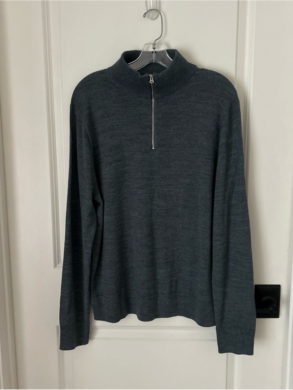 J Crew Men’s Sz L Gray Merino Wool Blend 1/2 Zip Long Sleeve Mock Neck Sweater